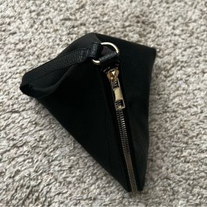 Triangle 3D Wristlet / Mini purse